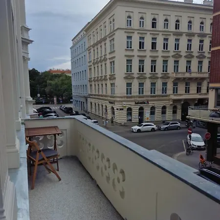 Urban Downtown City Center Apartments Vienna Exterior photo